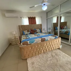 https://santiago-city-center-huge-nice-apt-2stay-rooftop-2enjoy.greaterantilleshotels.net